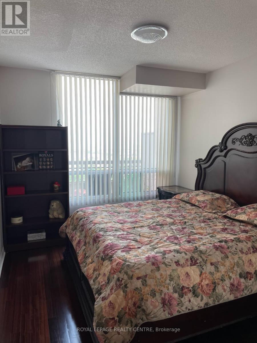 1914 - 1359 Rathburn Road E, Mississauga, Ontario  L4W 5P7 - Photo 8 - W12186156