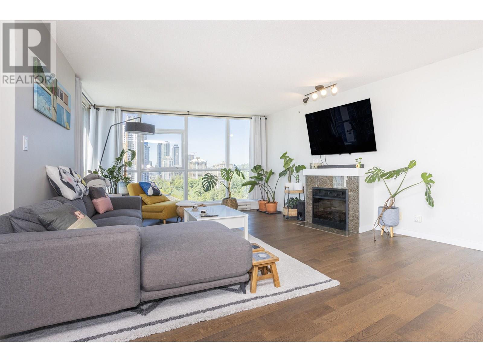 2305 2225 Holdom Avenue, Burnaby, British Columbia  V5B 0A1 - Photo 3 - R3014338