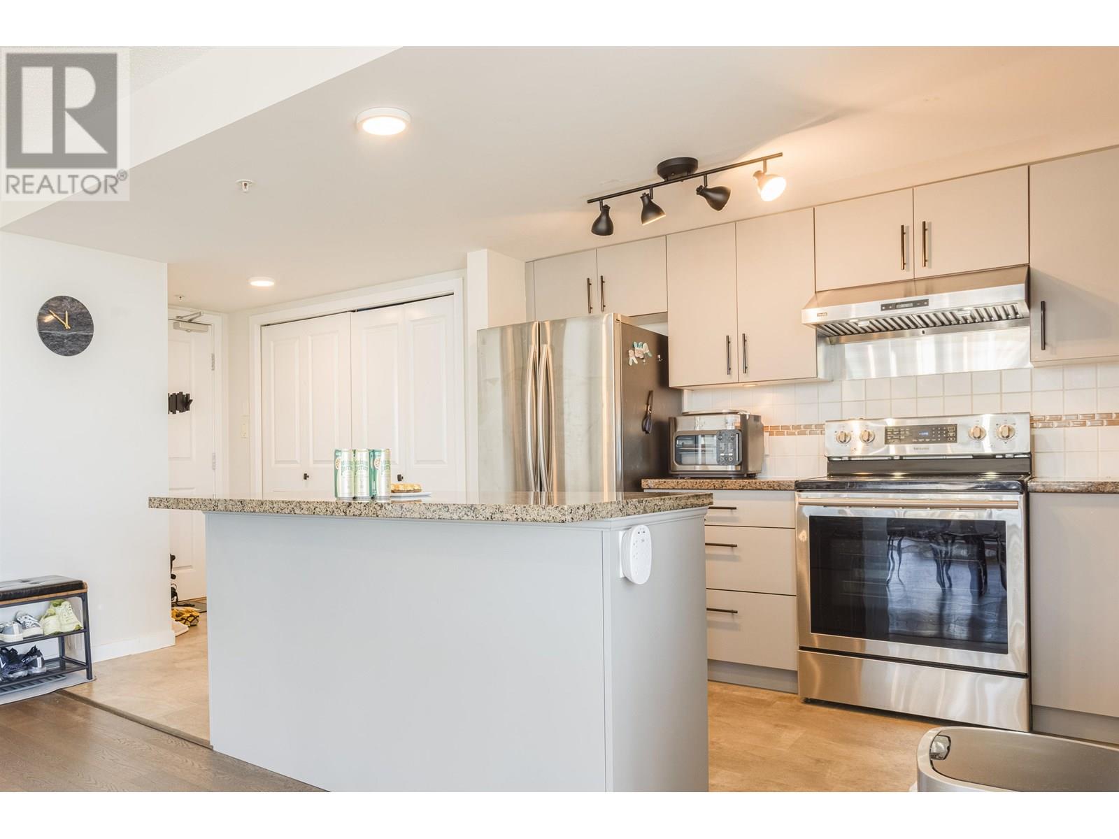 2305 2225 Holdom Avenue, Burnaby, British Columbia  V5B 0A1 - Photo 8 - R3014338