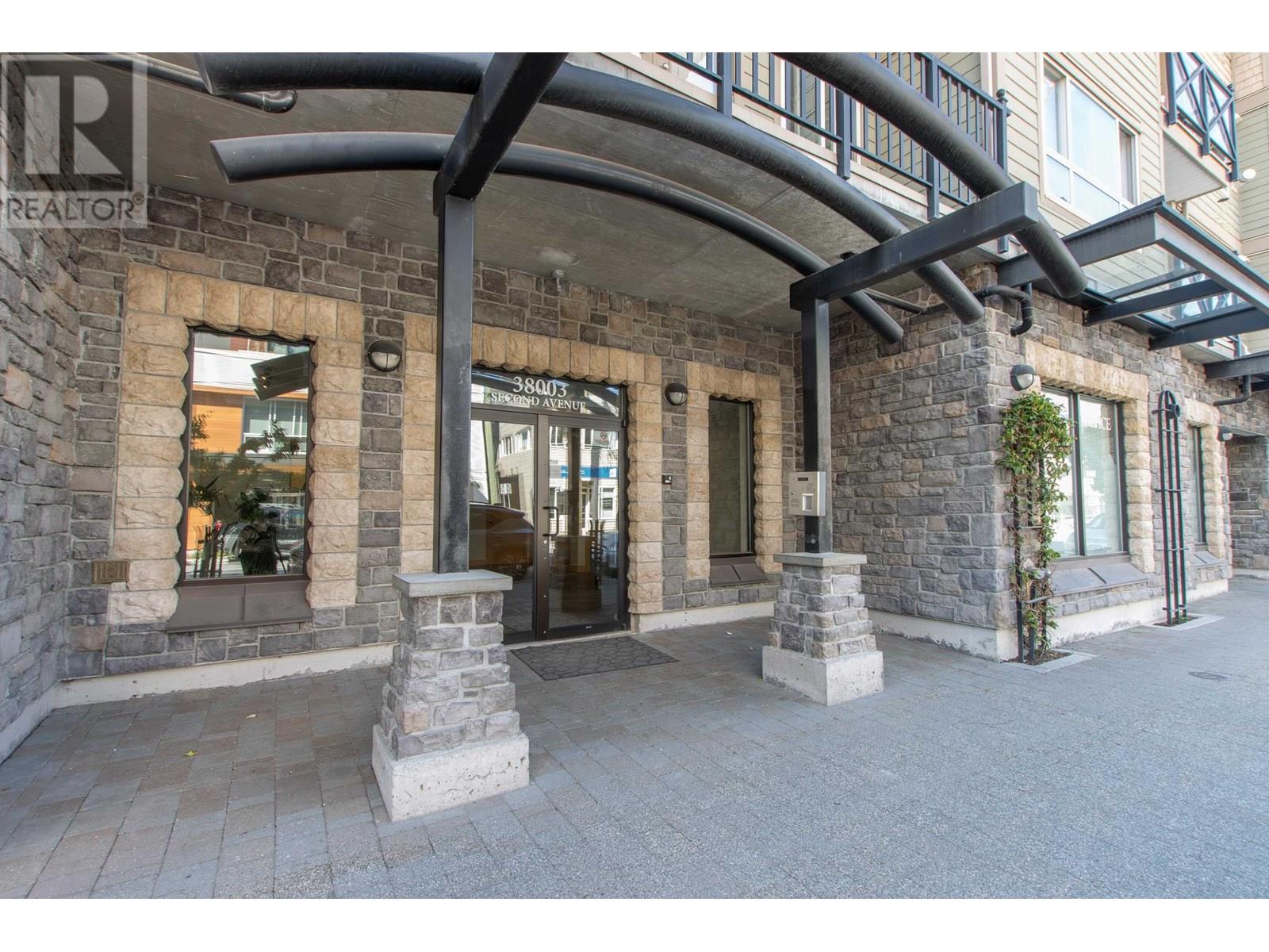 101 38003 Second Avenue, Squamish, British Columbia  V8B 0C4 - Photo 2 - R3014351