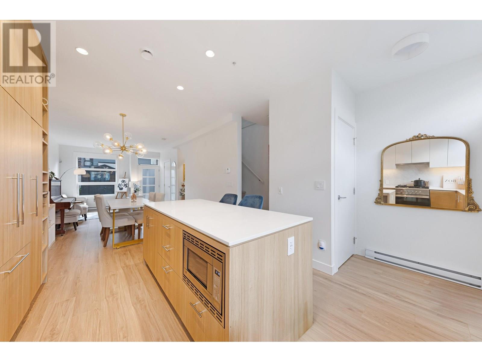 1204 6085 Irmin Street, Burnaby, British Columbia  V5J 0J7 - Photo 10 - R3014363