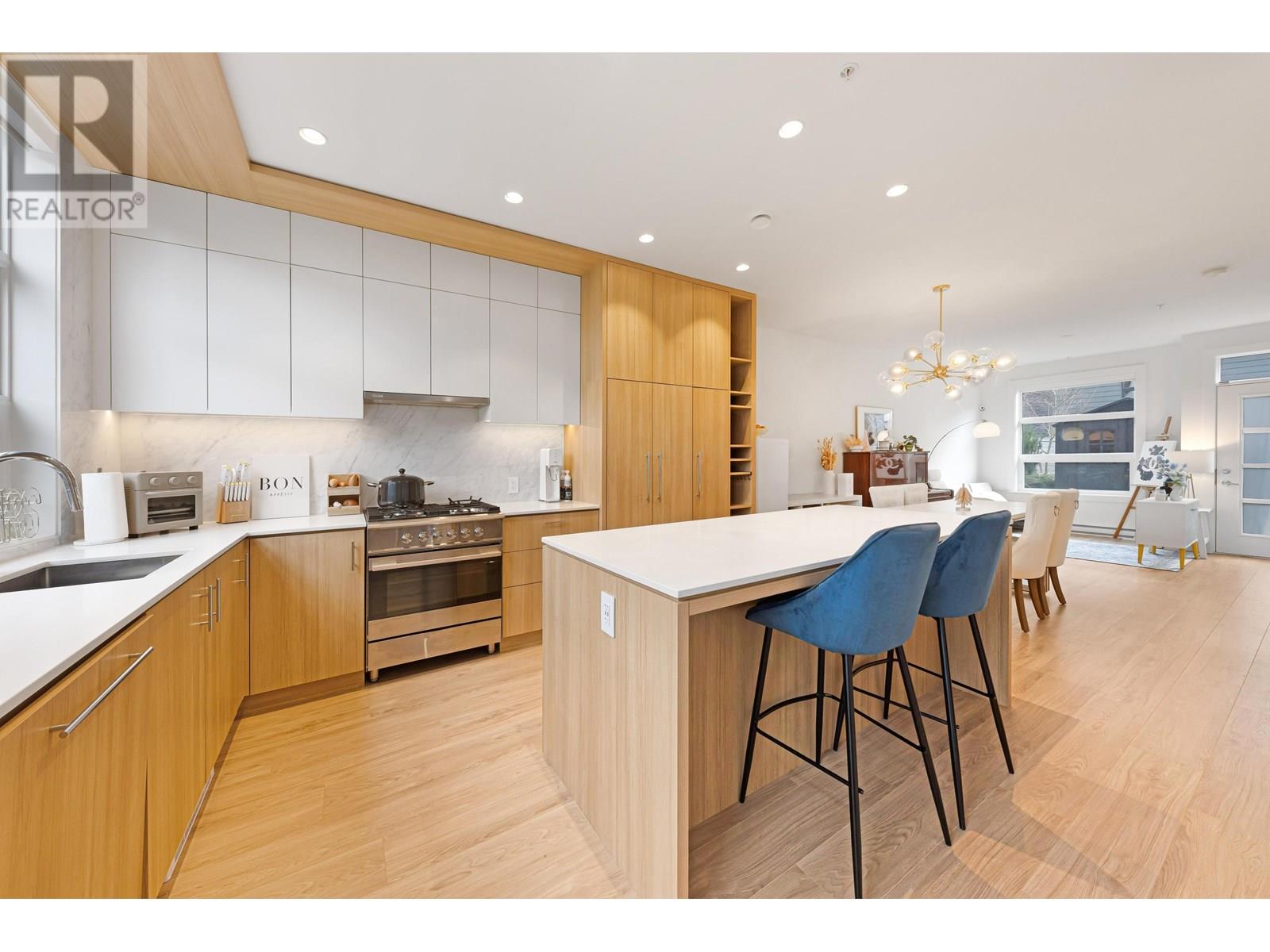 1204 6085 Irmin Street, Burnaby, British Columbia  V5J 0J7 - Photo 9 - R3014363