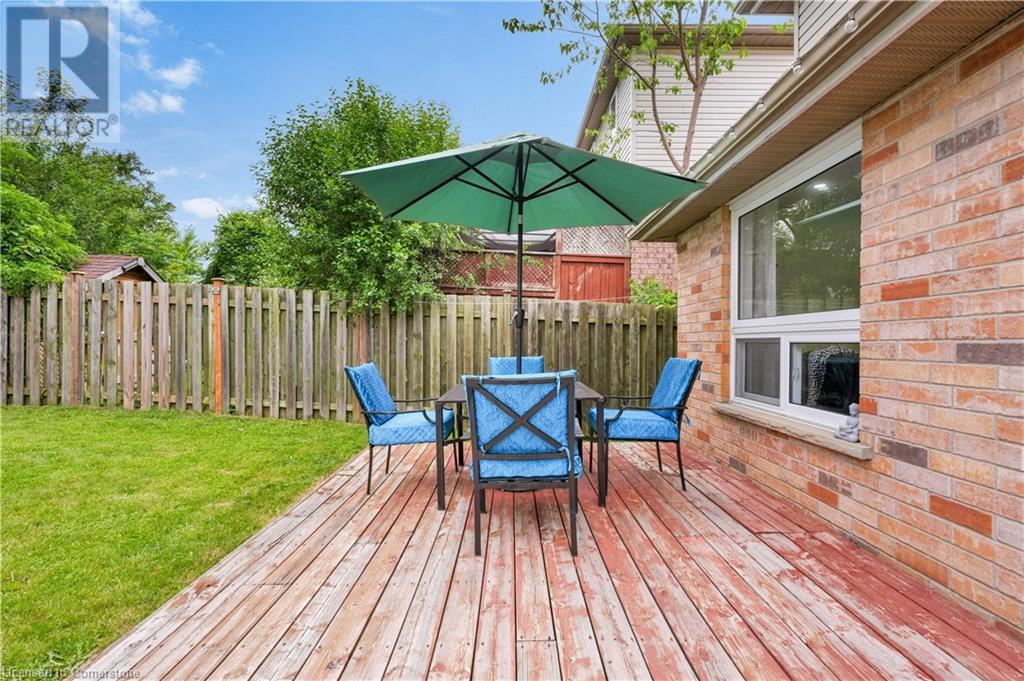 141 Wilderness Drive, Kitchener, Ontario  N2E 3R8 - Photo 33 - 40740246