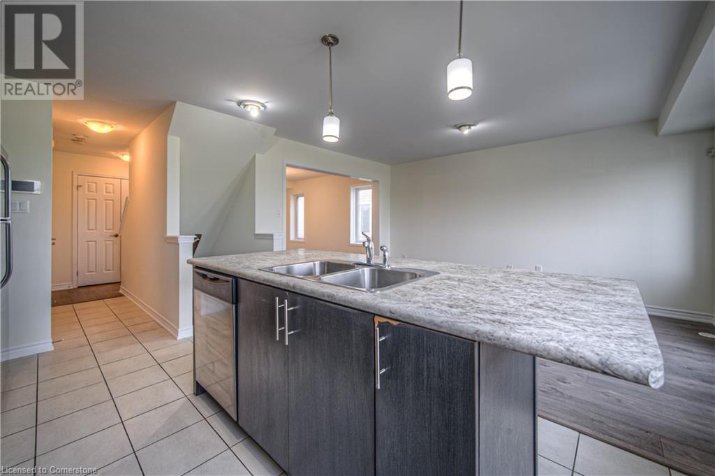 13 Outlook Terrace, Kitchener, Ontario  N2R 0K6 - Photo 12 - 40740095