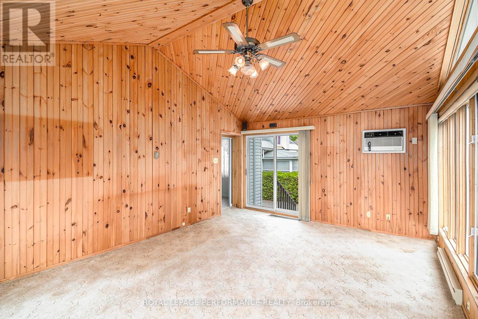 393 Allen Boulevard, Ottawa, Ontario  K1P 7B6 - Photo 8 - X12210609
