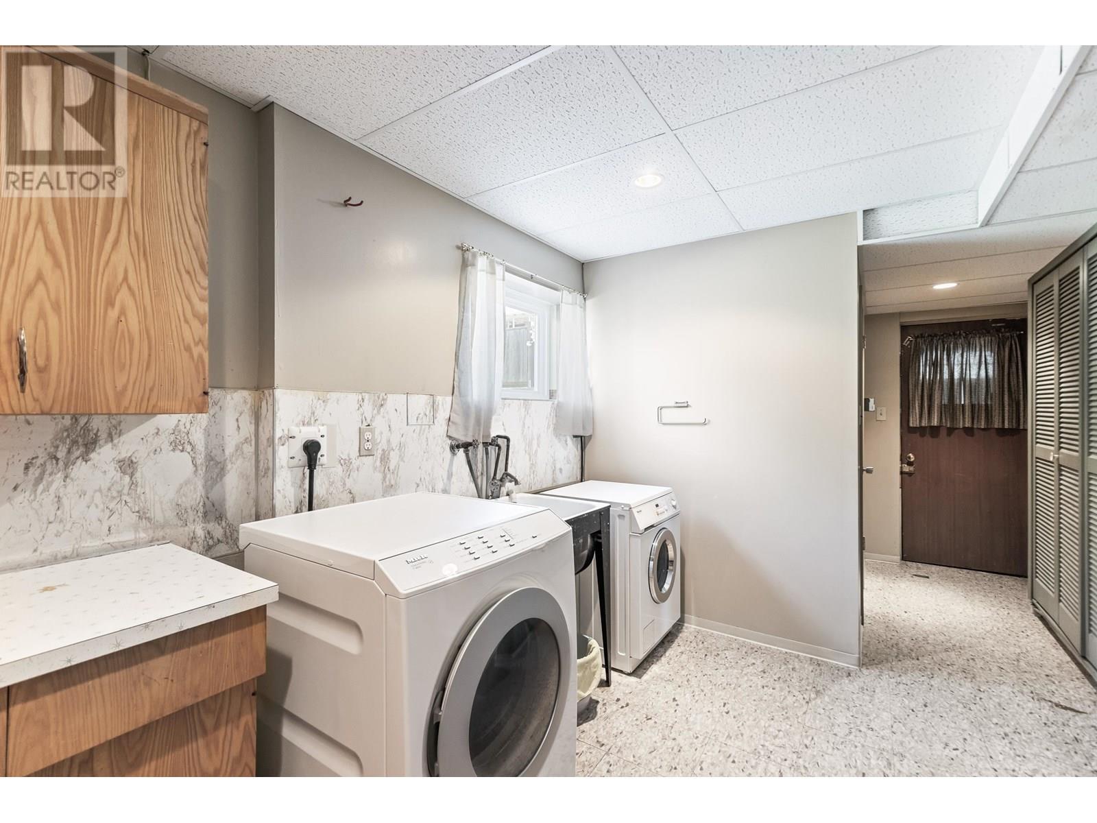 805 Everett Crescent, Burnaby, British Columbia  V5A 2N3 - Photo 27 - R3014346