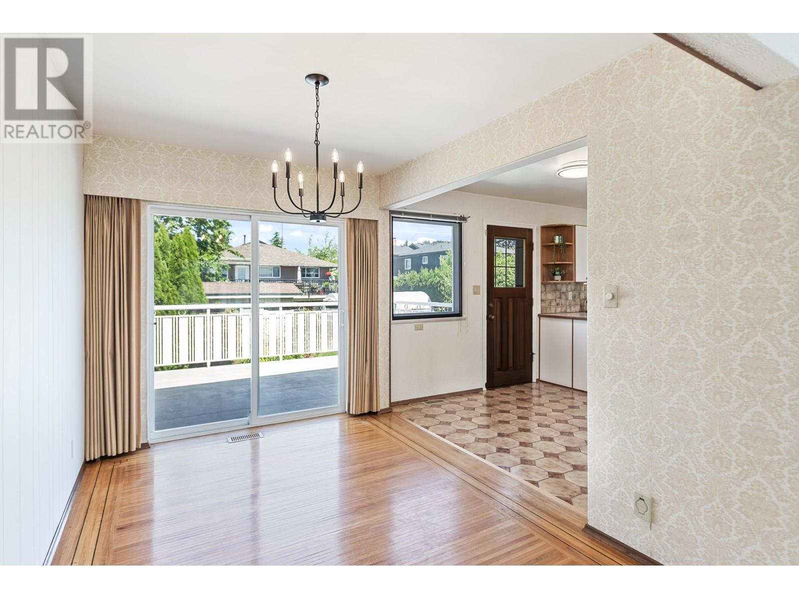 805 Everett Crescent, Burnaby, British Columbia  V5A 2N3 - Photo 9 - R3014346