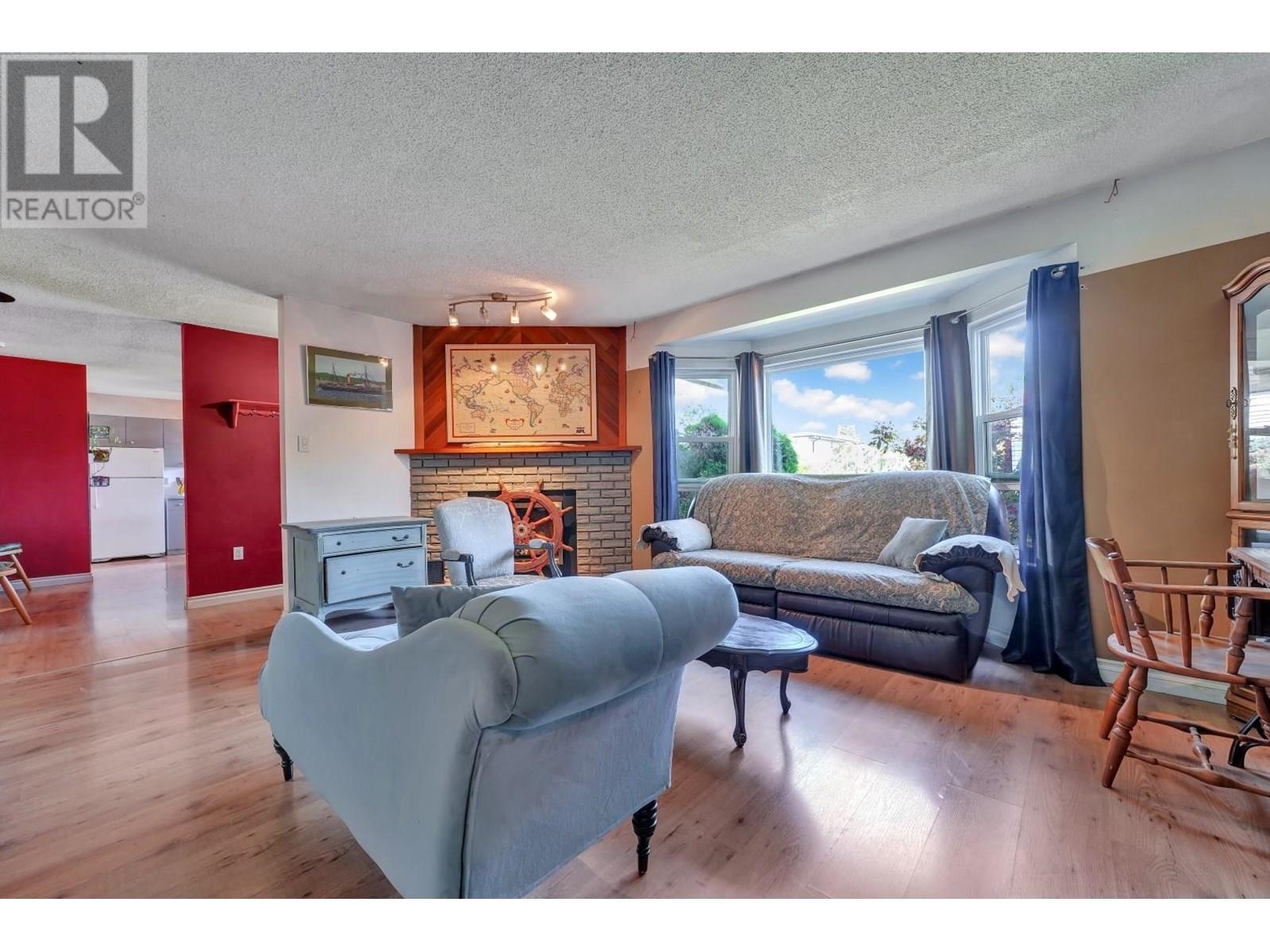 12235 Mcmyn Avenue, Pitt Meadows, British Columbia  V3Y 1C8 - Photo 6 - R3014376
