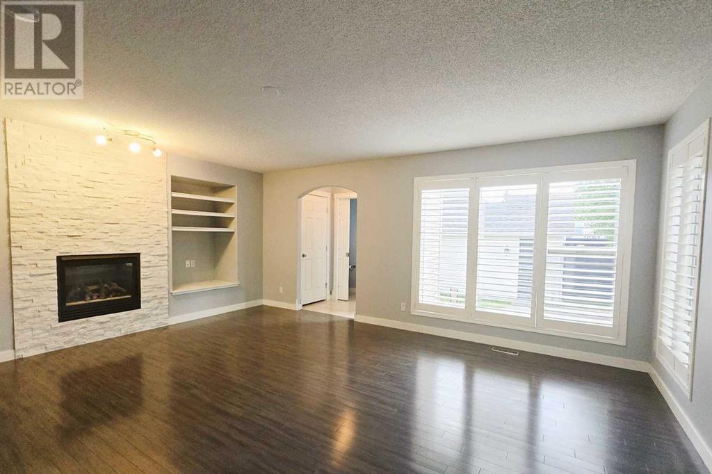 7915 Wentworth Drive Sw, Calgary, Alberta  T3H 4P2 - Photo 4 - A2226100