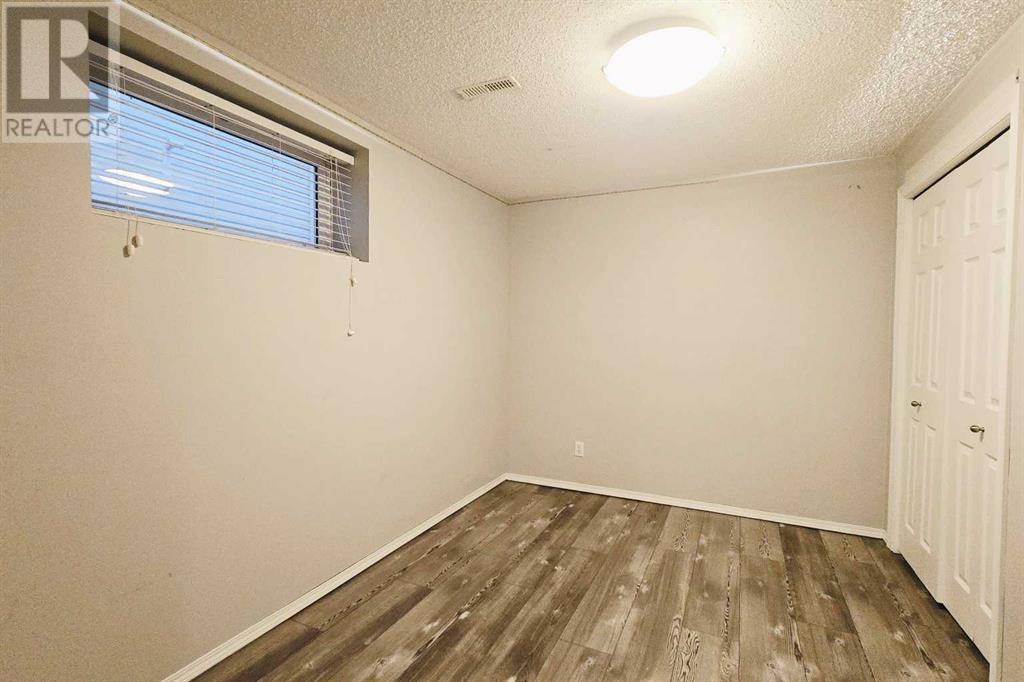 7915 Wentworth Drive Sw, Calgary, Alberta  T3H 4P2 - Photo 32 - A2226100