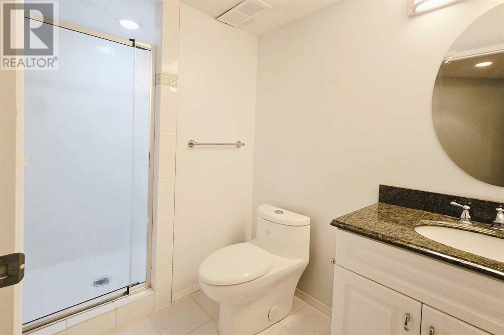 7915 Wentworth Drive Sw, Calgary, Alberta  T3H 4P2 - Photo 34 - A2226100