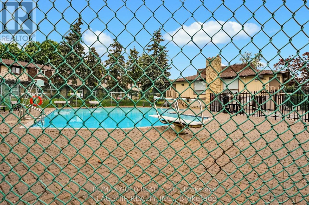 110 - 45 Hansen Road N, Brampton, Ontario  L6V 3C5 - Photo 41 - W12130267