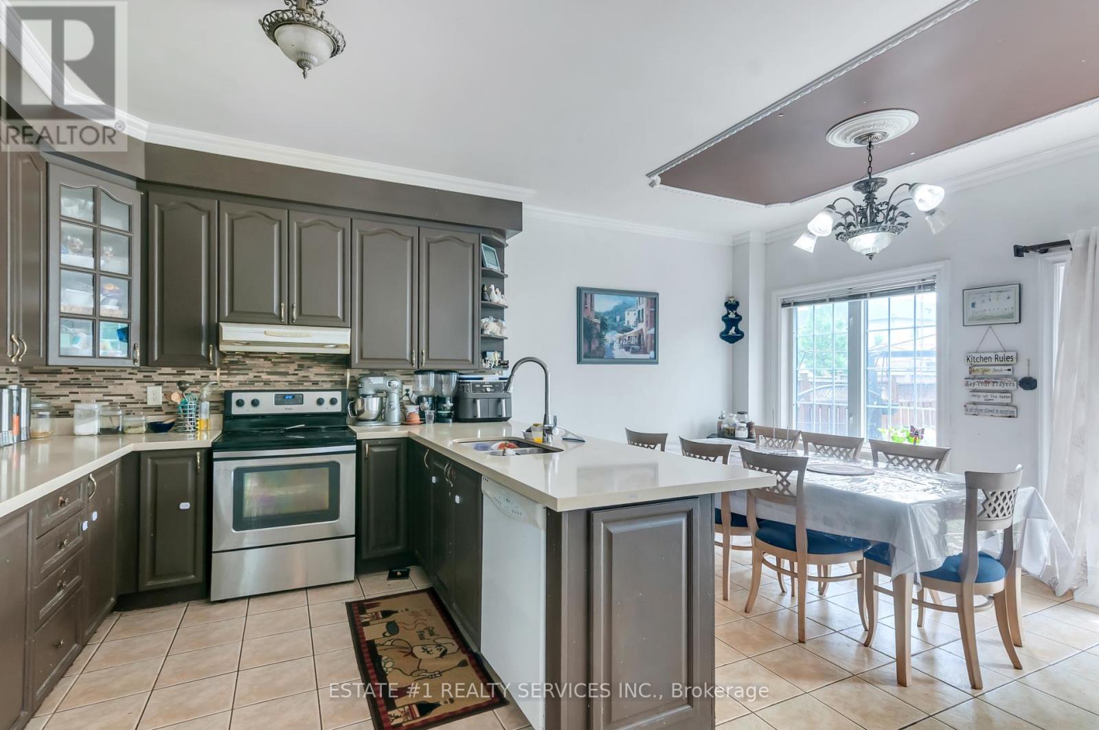 1 Harthill Court, Brampton, Ontario  L7A 2N9 - Photo 18 - W12186848