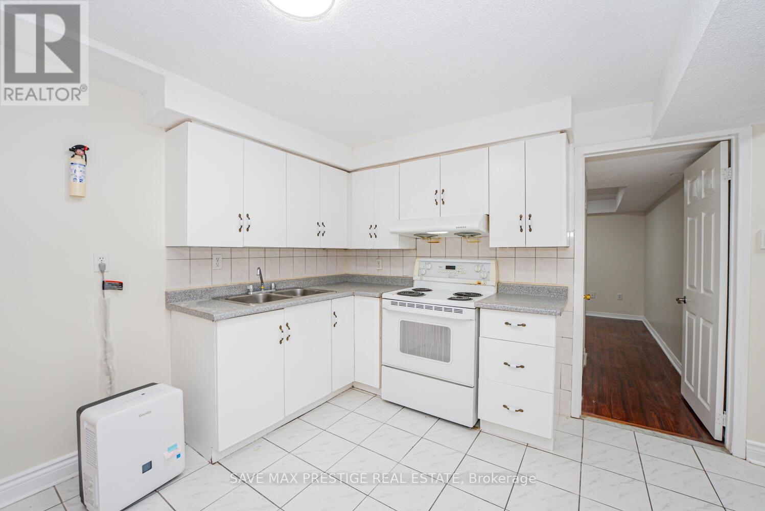 36 Kentucky Drive, Brampton, Ontario  L6Y 4E9 - Photo 37 - W12204520