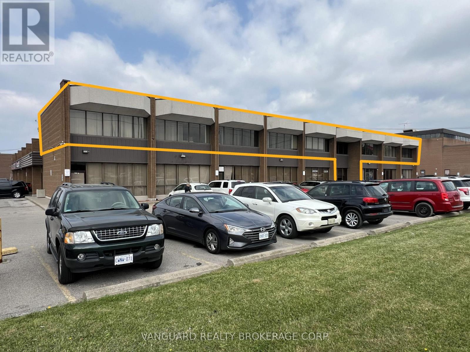 200 - 430 Signet Drive, Toronto, Ontario  M9L 2T6 - Photo 2 - W11900299