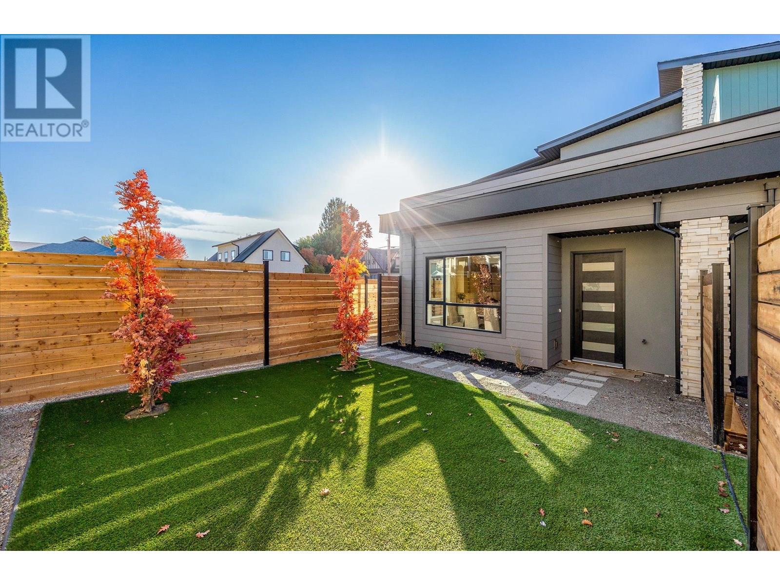 745 Patterson Avenue Unit# 1, Kelowna, British Columbia
