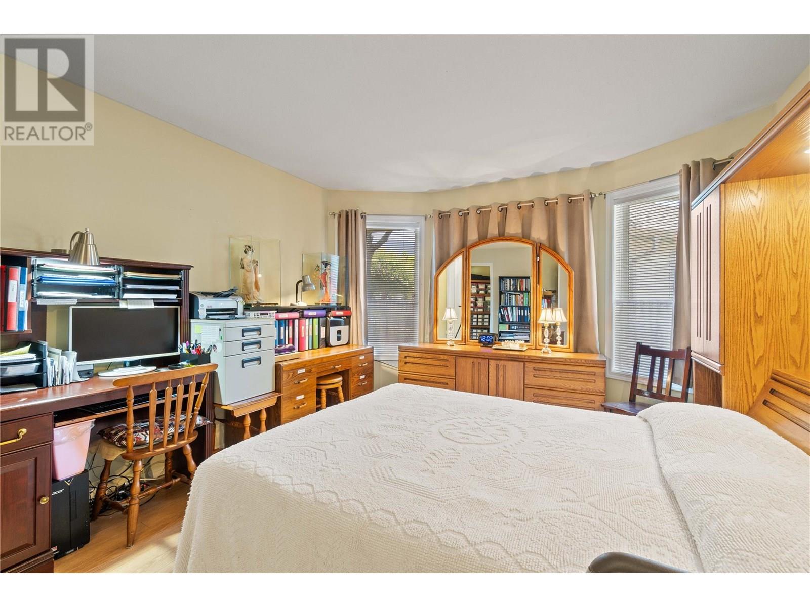 111 Harbourfront Drive Nw Unit# 11, Salmon Arm, British Columbia  V1E 1A3 - Photo 15 - 10351751