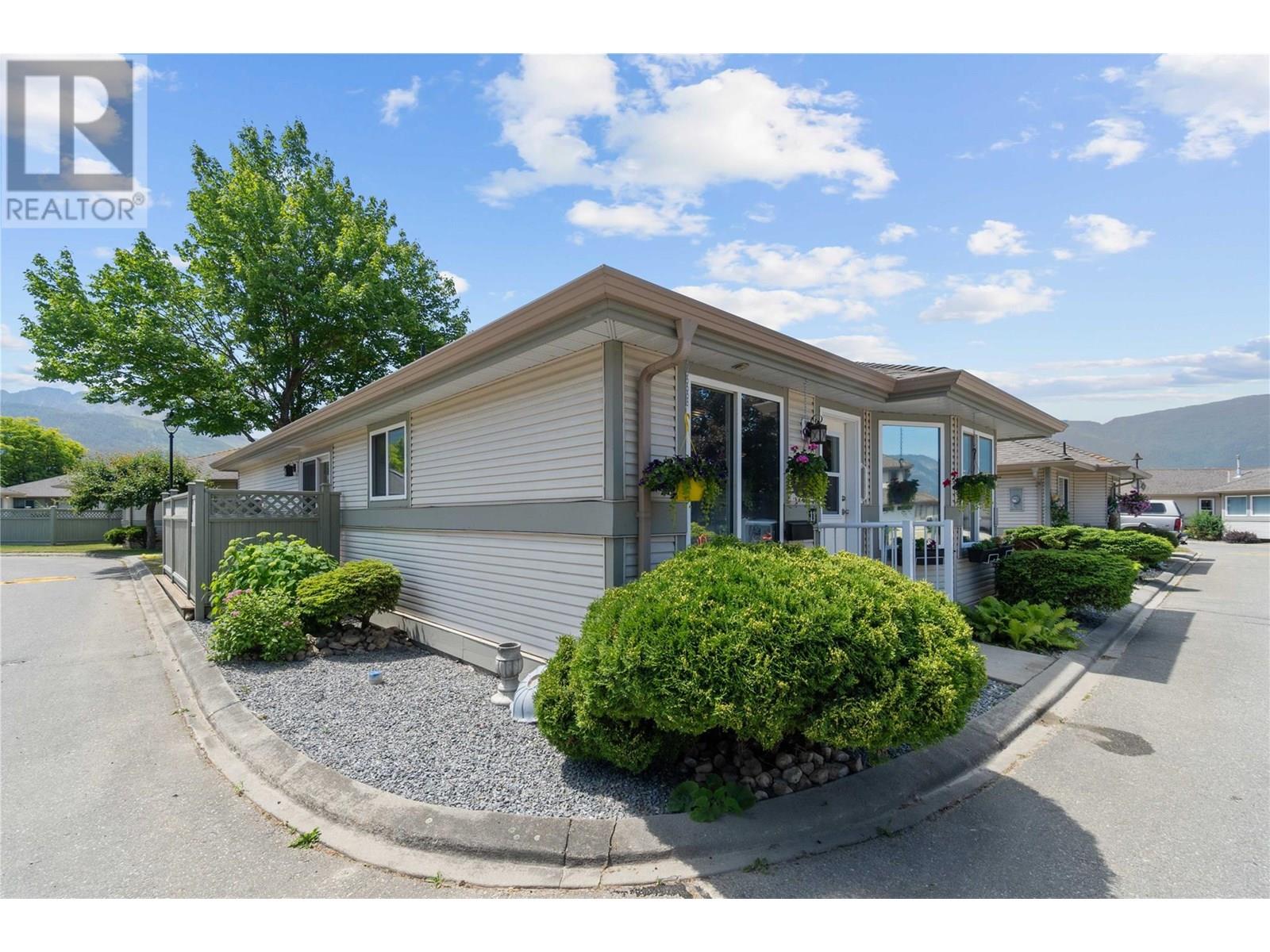 111 Harbourfront Drive Nw Unit# 11, Salmon Arm, British Columbia  V1E 1A3 - Photo 30 - 10351751