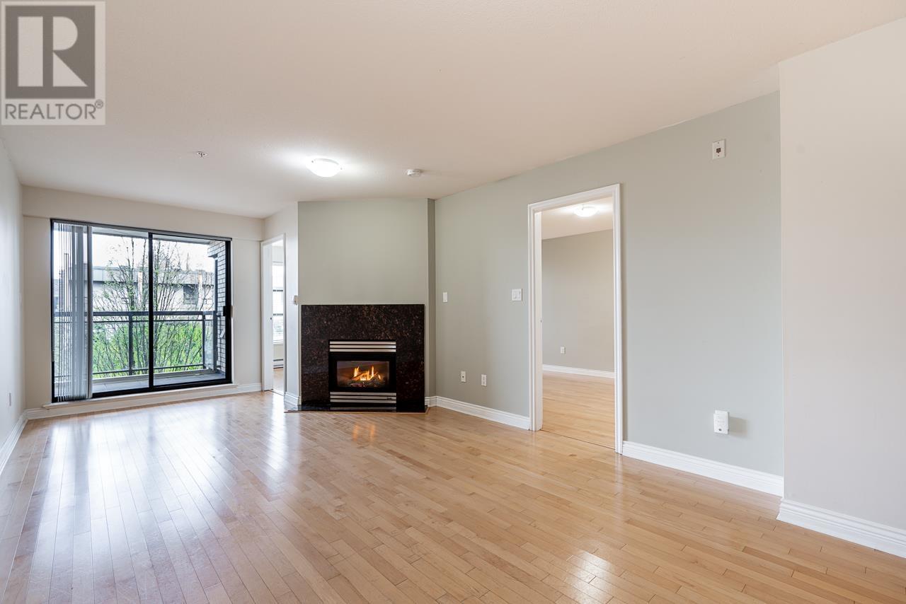 301 2015 Trafalgar Street, Vancouver, British Columbia  V6K 1P7 - Photo 15 - R3014096