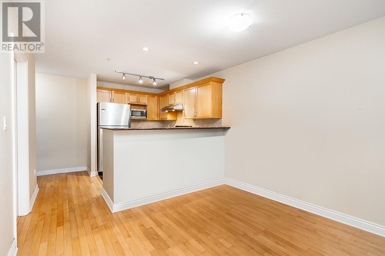 301 2015 Trafalgar Street, Vancouver, British Columbia  V6K 1P7 - Photo 9 - R3014096