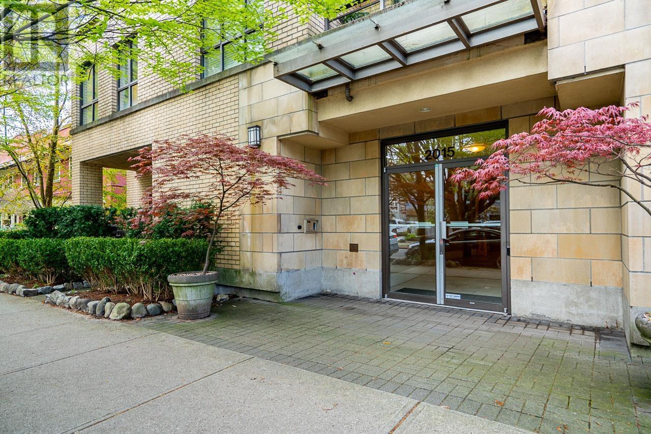 301 2015 Trafalgar Street, Vancouver, British Columbia  V6K 1P7 - Photo 4 - R3014096