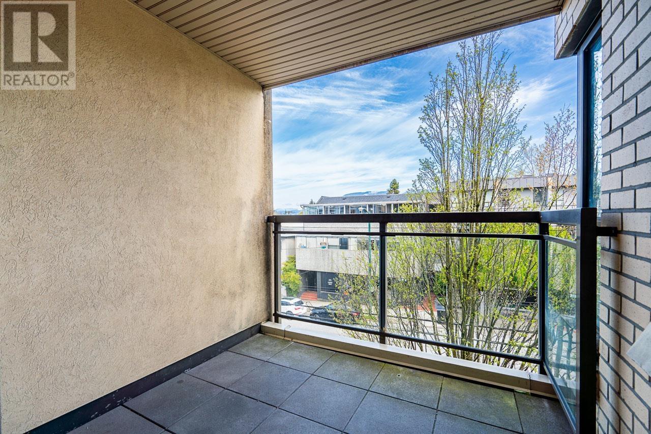 301 2015 Trafalgar Street, Vancouver, British Columbia  V6K 1P7 - Photo 37 - R3014096