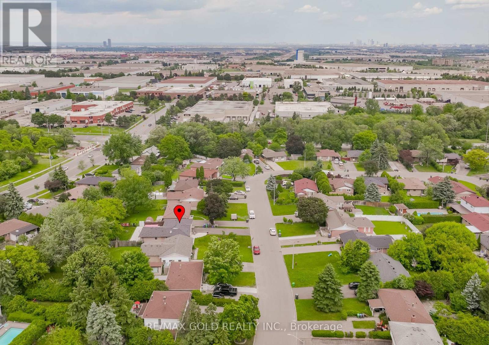 48 Drury Crescent, Brampton, Ontario  L6T 1L2 - Photo 46 - W12213076