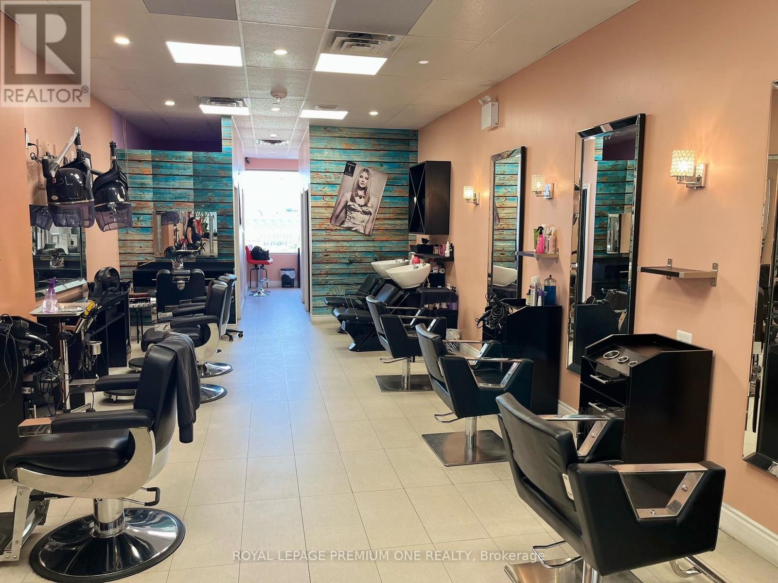 #226 - 7777 Weston Road, Vaughan, Ontario  L4L 1A6 - Photo 10 - N12203997