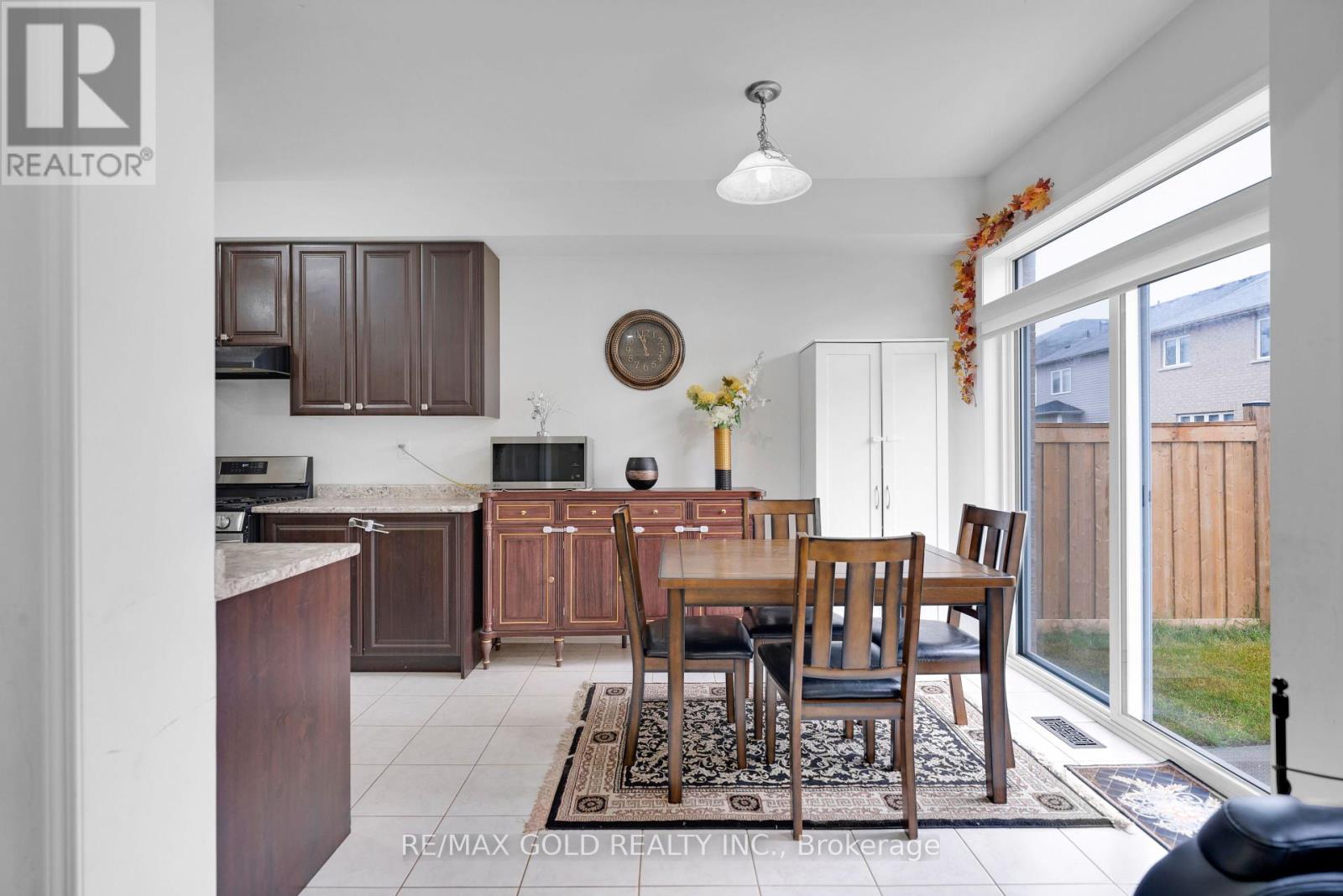 30 Cooke Avenue, Brantford, Ontario  N3T 0S1 - Photo 14 - X12213575
