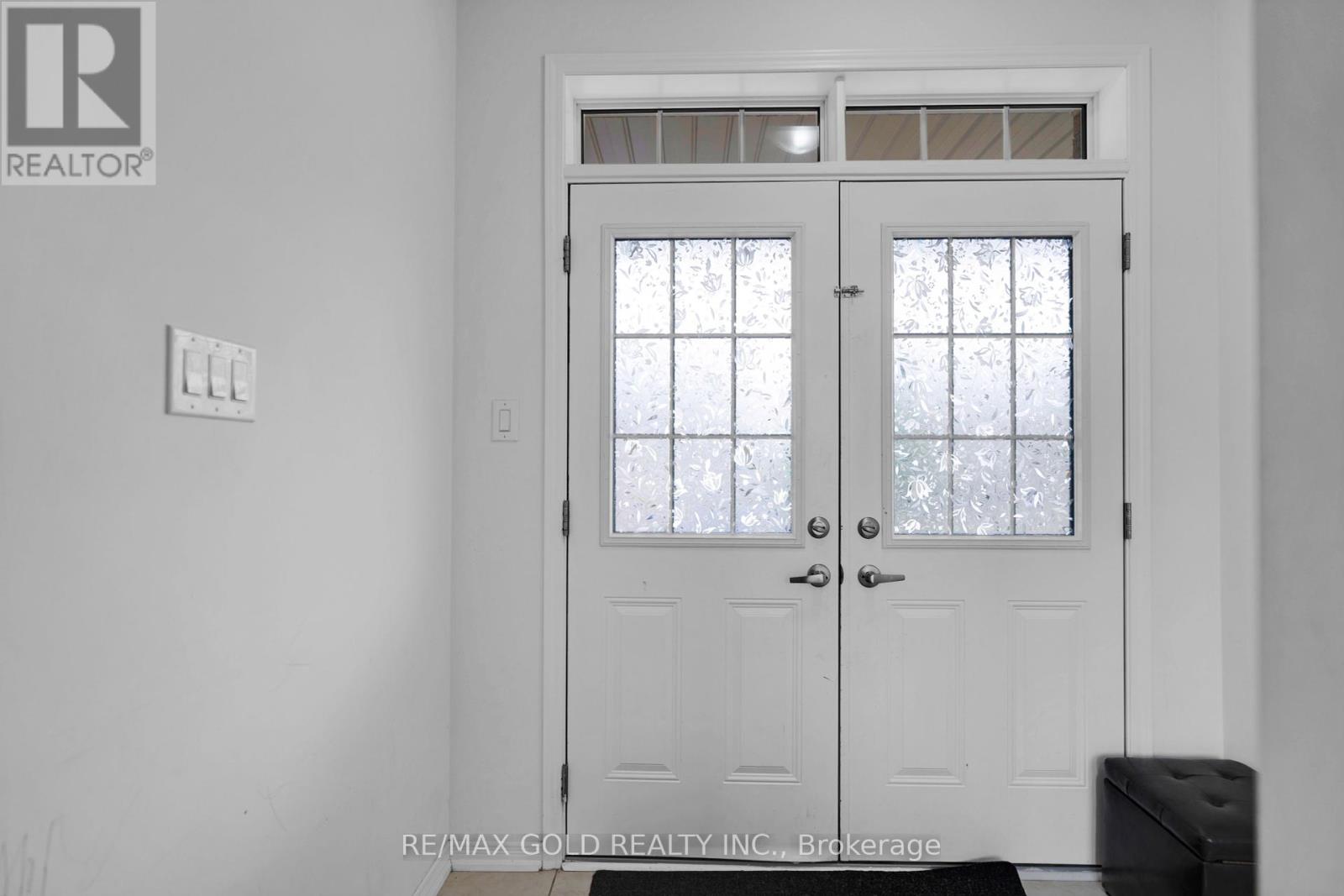 30 Cooke Avenue, Brantford, Ontario  N3T 0S1 - Photo 5 - X12213575