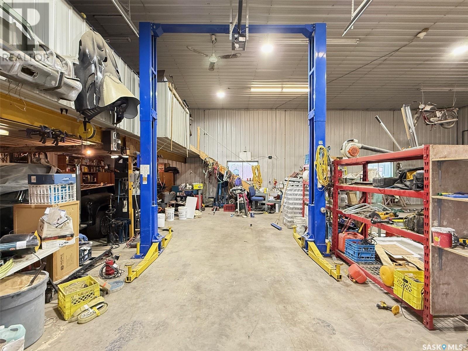 216 Pacific Avenue, Swift Current Rm No. 137, Saskatchewan  S9H 4V1 - Photo 32 - SK004470