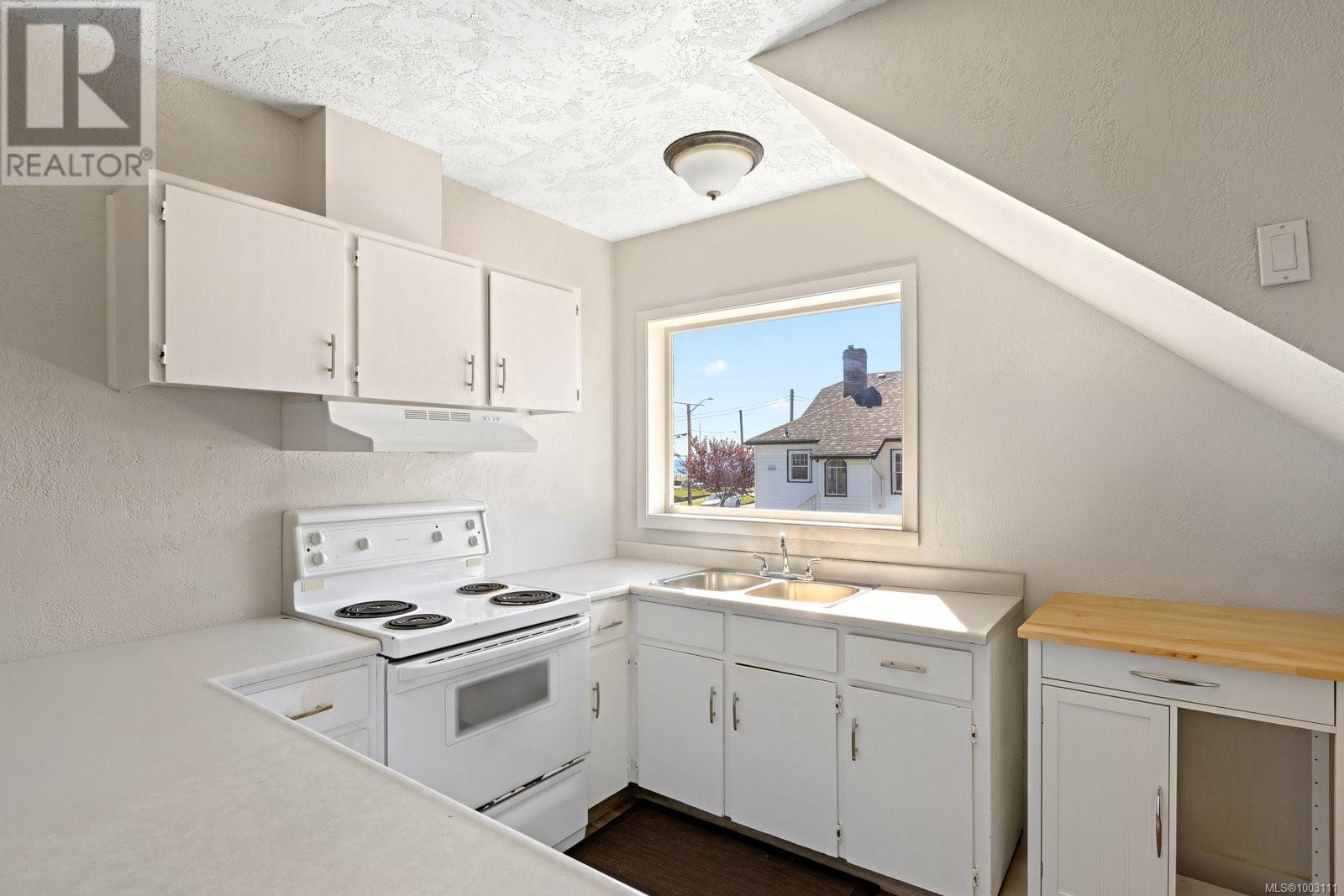 16 Howe St, Victoria, British Columbia  V8V 4K3 - Photo 9 - 1003111