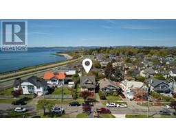 16 Howe St Fairfield West