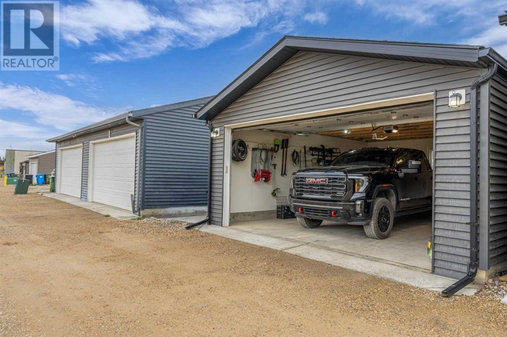 315 Wolf Creek Way Se, Calgary, Alberta  T2X 4Y8 - Photo 38 - A2220594