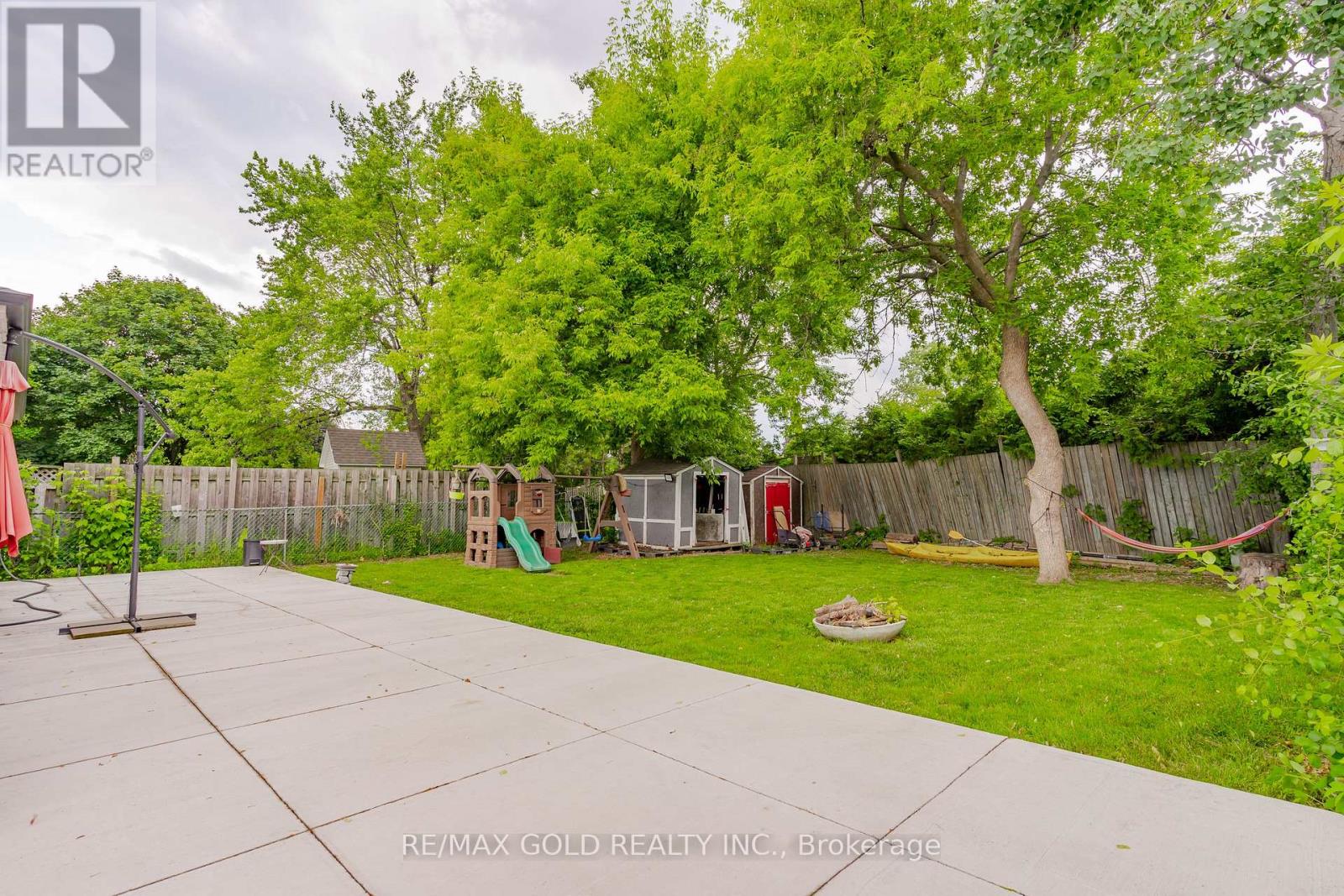 48 Drury Crescent, Brampton, Ontario  L6T 1L2 - Photo 40 - W12213076