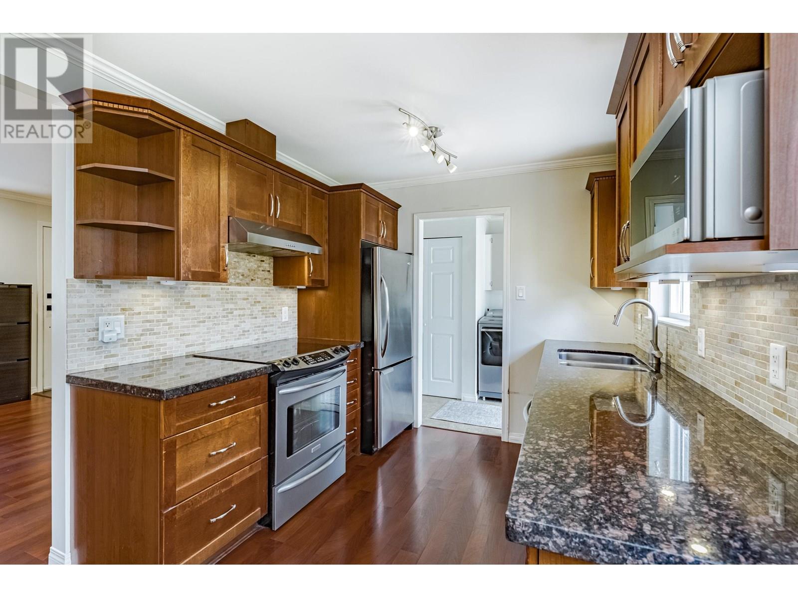 2643 Larkin Avenue, Port Coquitlam, British Columbia  V3B 2H8 - Photo 8 - R3007433