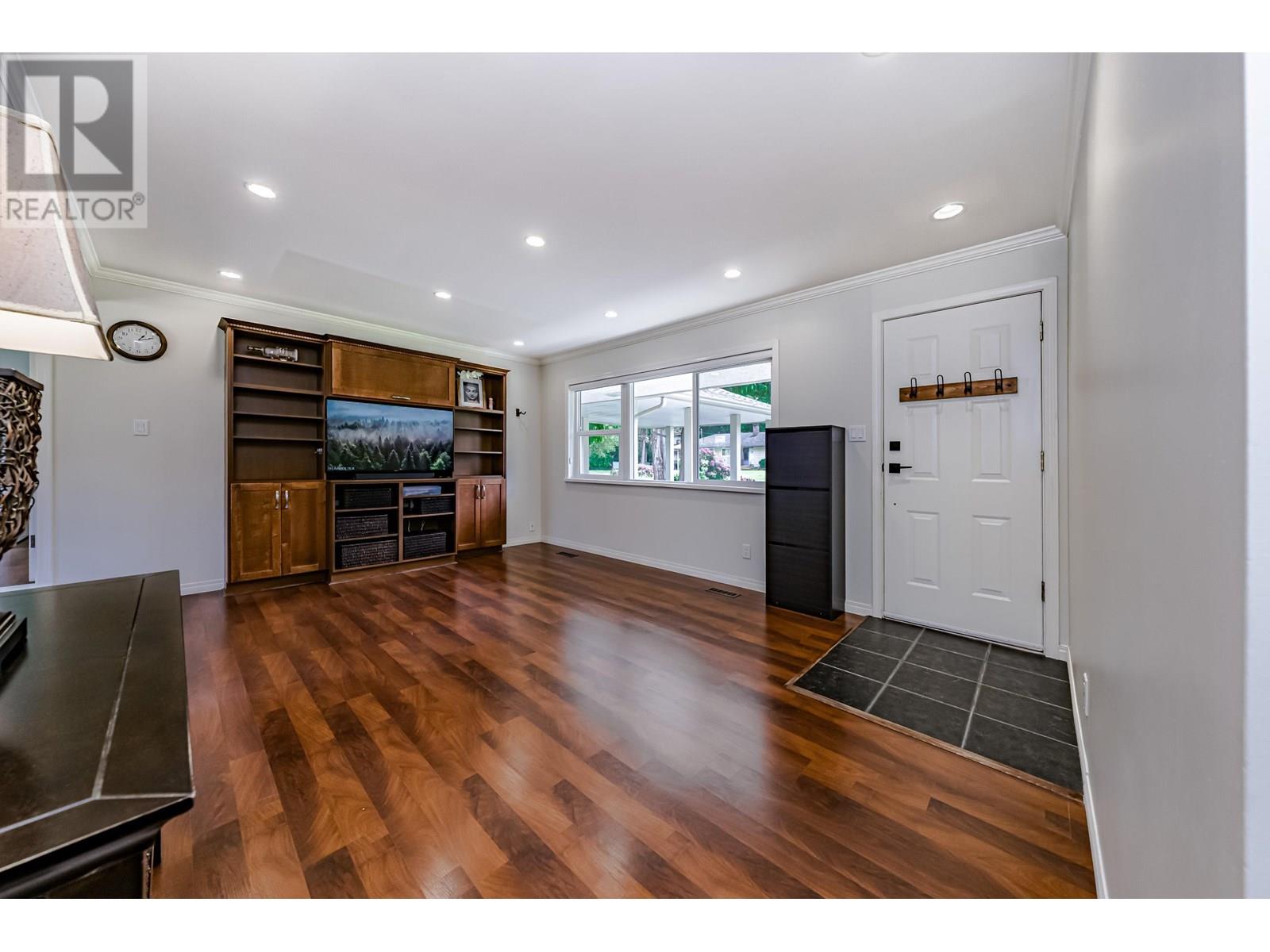 2643 Larkin Avenue, Port Coquitlam, British Columbia  V3B 2H8 - Photo 2 - R3007433