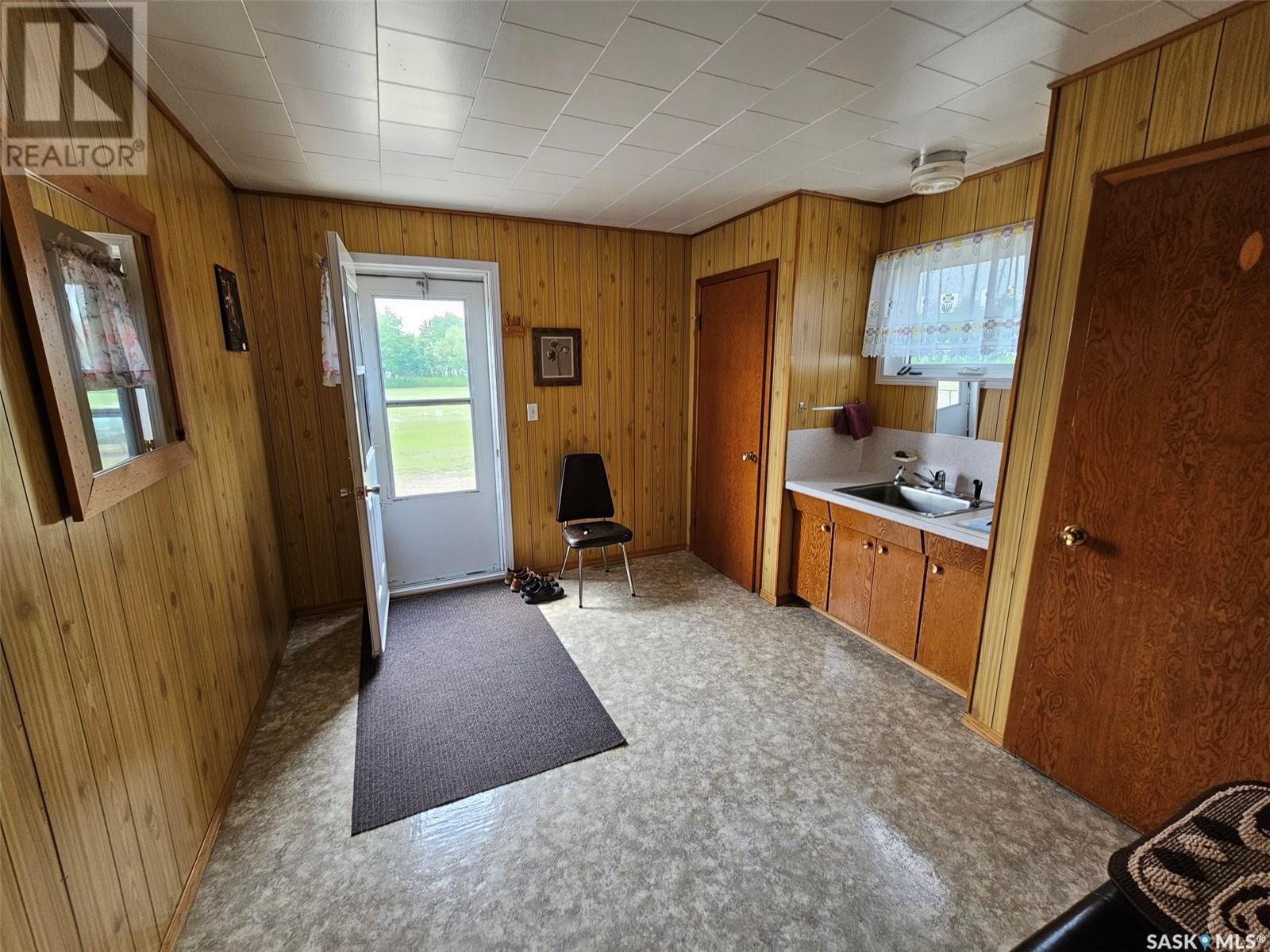 Boutin Acreage, Manor, Saskatchewan  S0C 1R0 - Photo 24 - SK009166