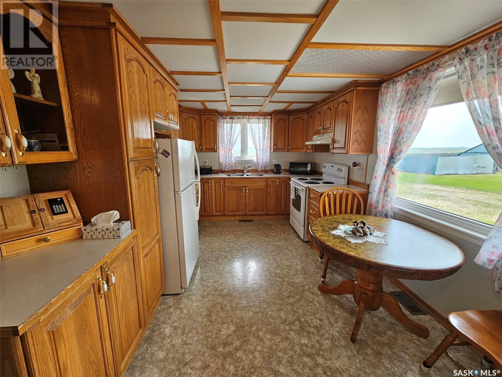 Boutin Acreage, Manor, Saskatchewan  S0C 1R0 - Photo 25 - SK009166