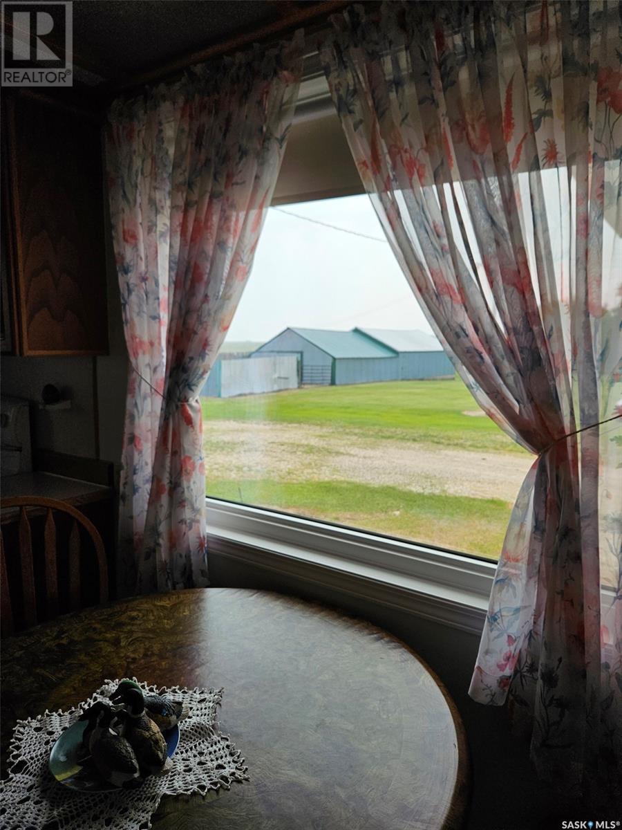 Boutin Acreage, Manor, Saskatchewan  S0C 1R0 - Photo 26 - SK009166