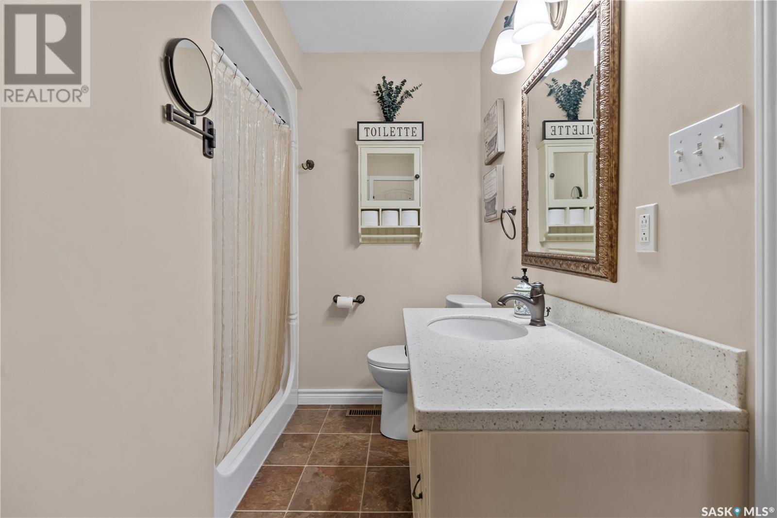 2852 Rae Street, Regina, Saskatchewan  S4S 1R3 - Photo 27 - SK009165