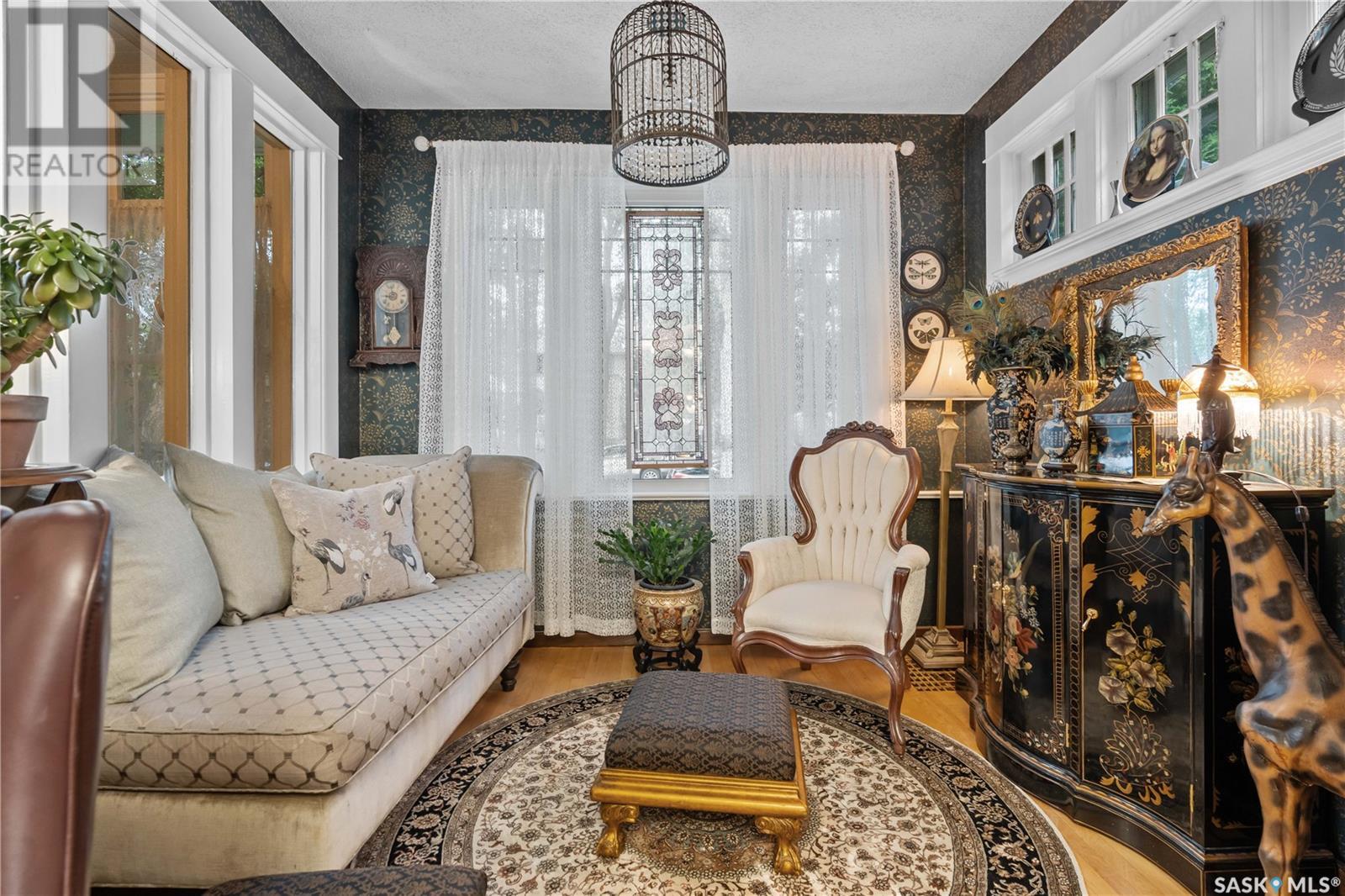 Property at 2852 Rae STREET image 3