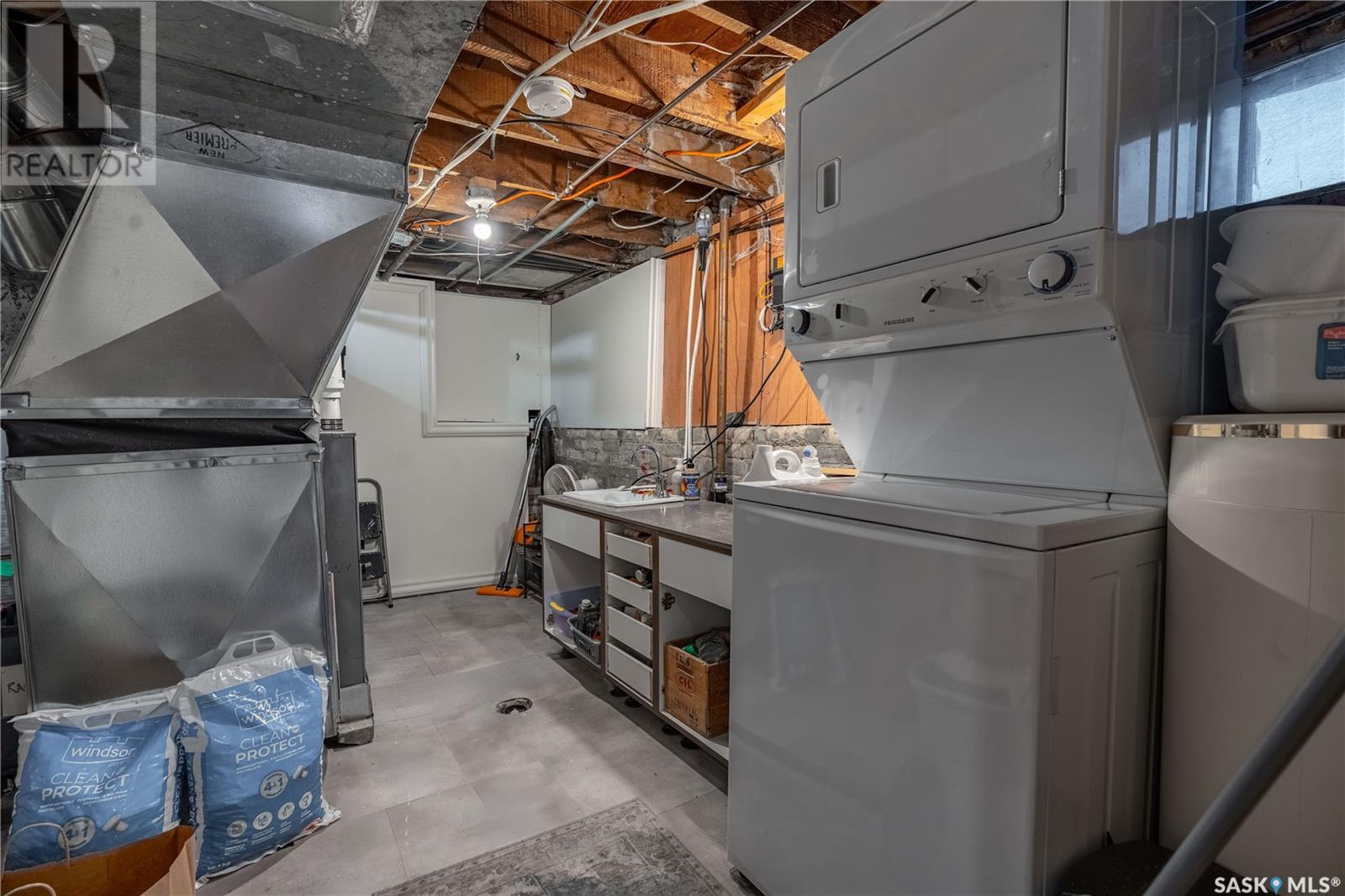 2852 Rae Street, Regina, Saskatchewan  S4S 1R3 - Photo 43 - SK009165