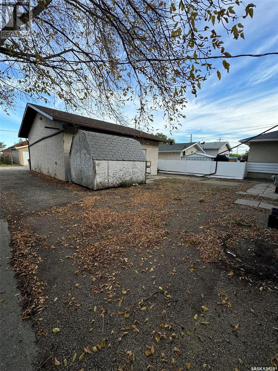 A & B 345 Scarth Street, Regina, Saskatchewan  S4R 2C4 - Photo 5 - SK009158
