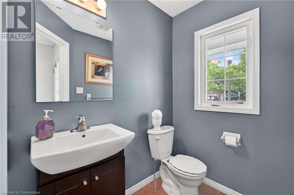 324 Beaumont Crescent, Kitchener, Ontario  N2A 0A7 - Photo 15 - 40739654