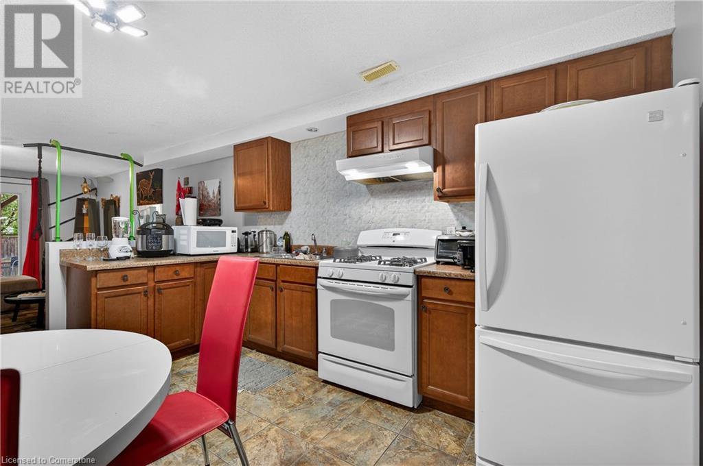 324 Beaumont Crescent, Kitchener, Ontario  N2A 0A7 - Photo 25 - 40739654
