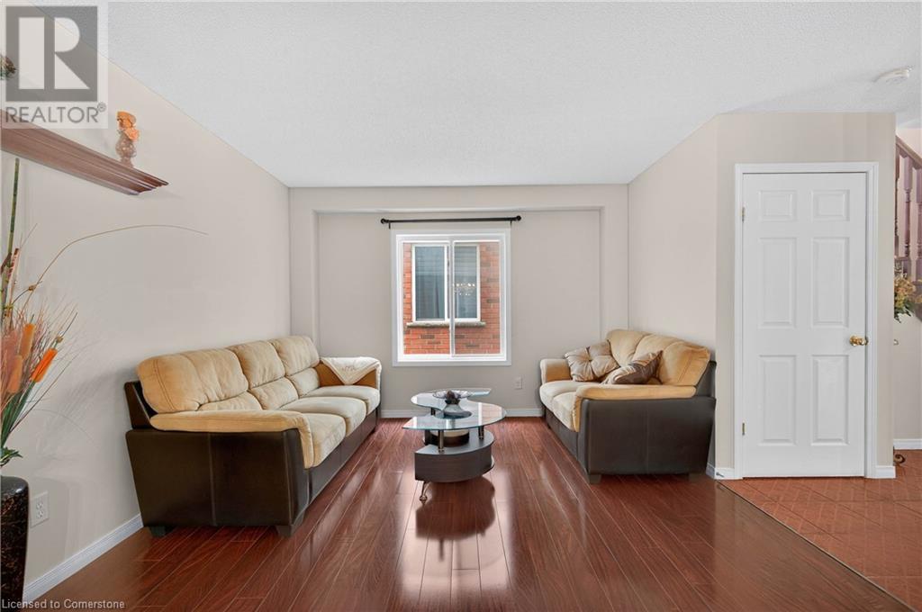 324 Beaumont Crescent, Kitchener, Ontario  N2A 0A7 - Photo 3 - 40739654