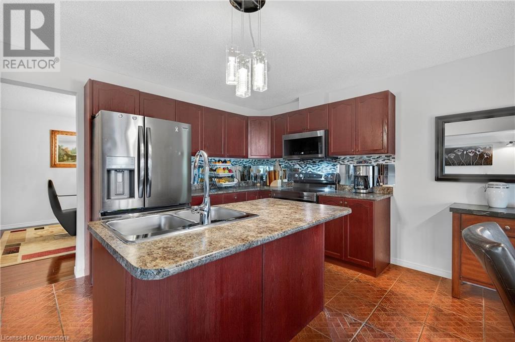 324 Beaumont Crescent, Kitchener, Ontario  N2A 0A7 - Photo 6 - 40739654