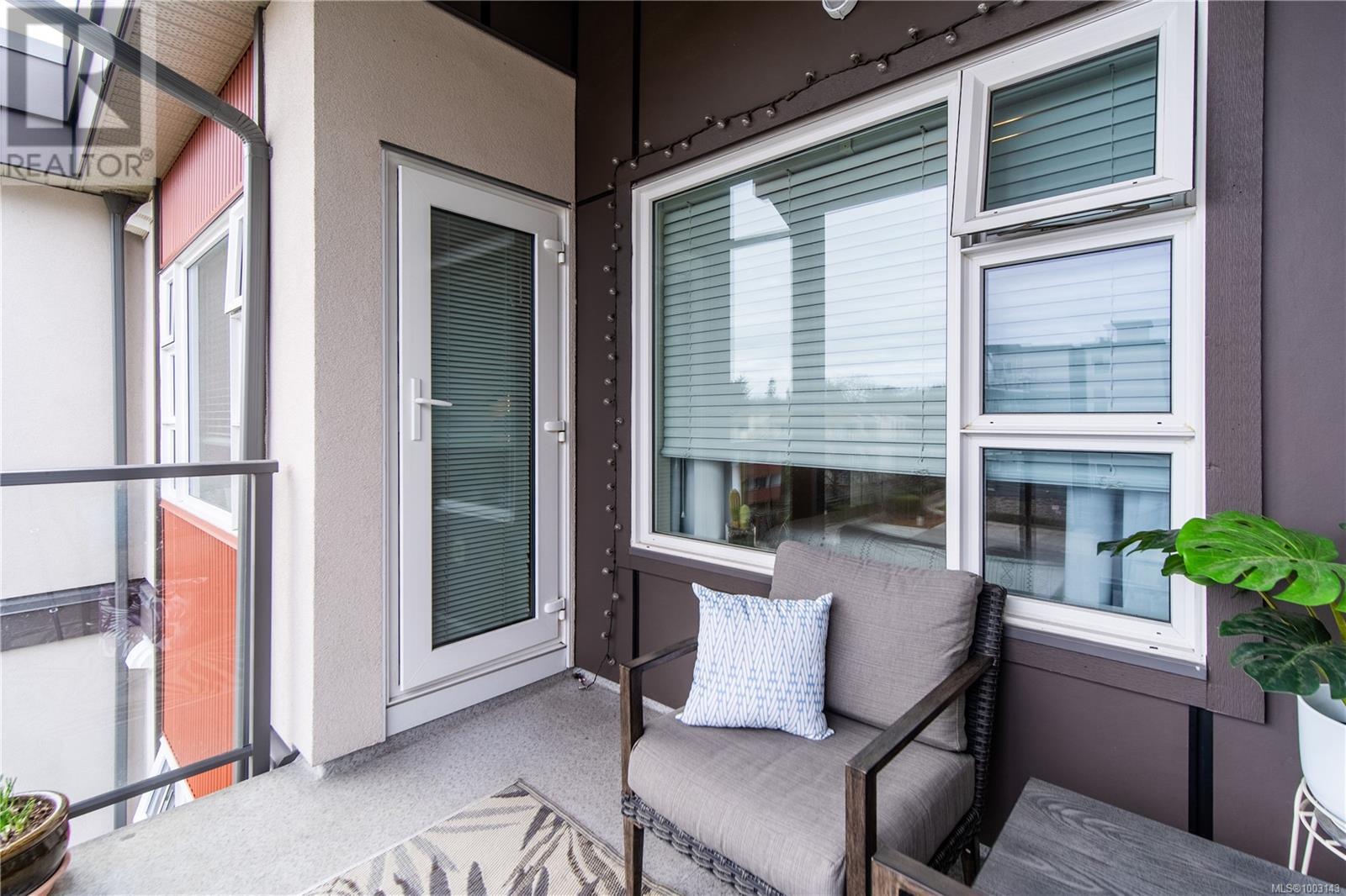 404 3333 Glasgow Ave, Saanich, British Columbia  V8X 1M5 - Photo 16 - 1003143