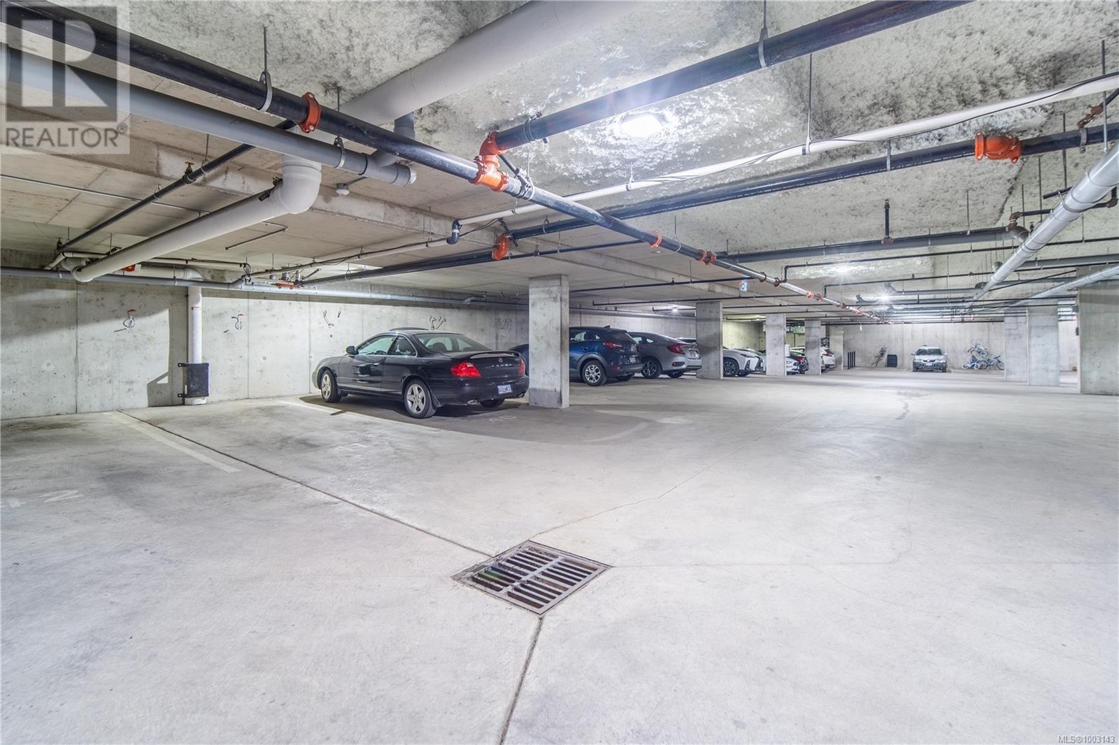 404 3333 Glasgow Ave, Saanich, British Columbia  V8X 1M5 - Photo 21 - 1003143
